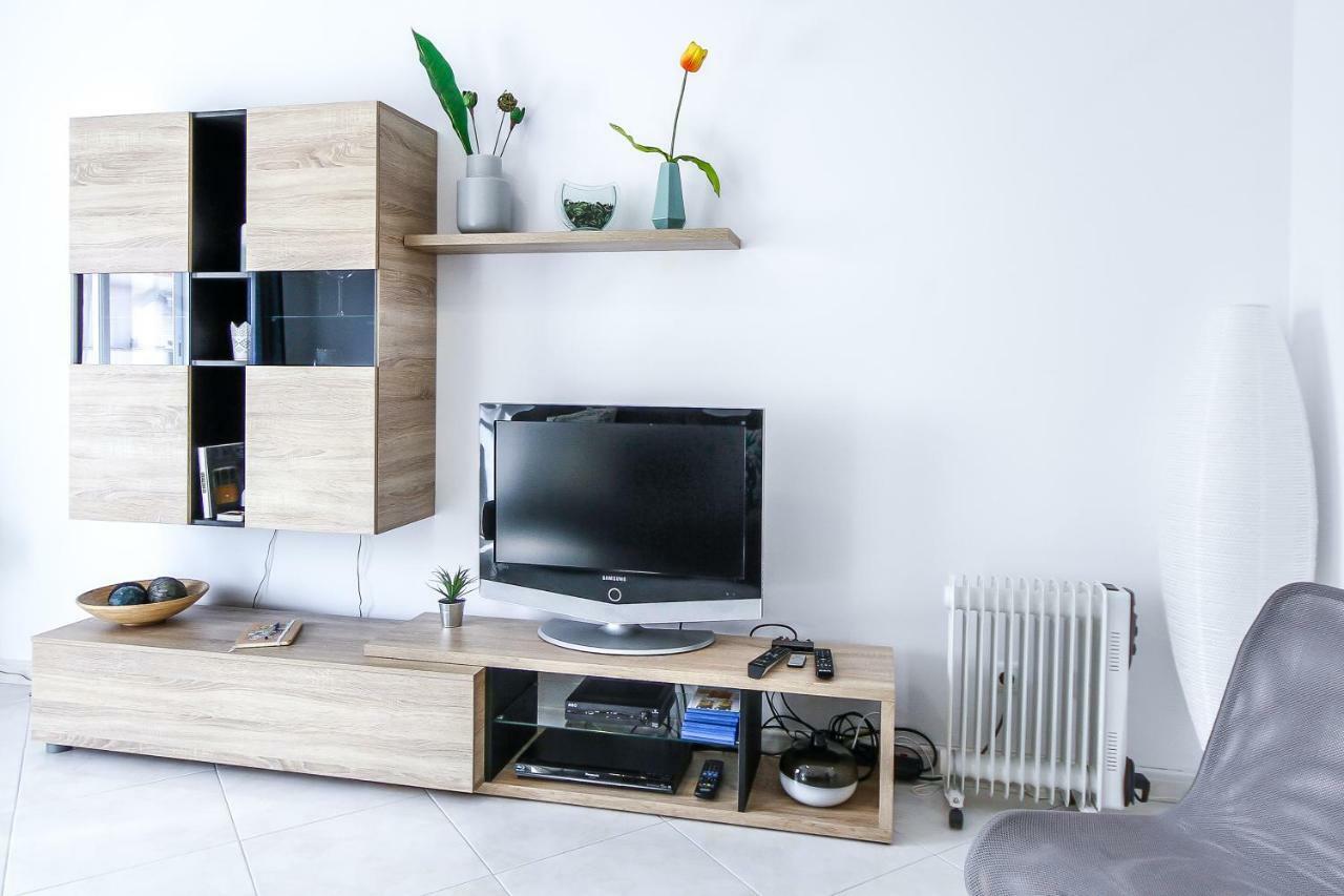 Apartamento Tejo Cacilhas Luaran gambar