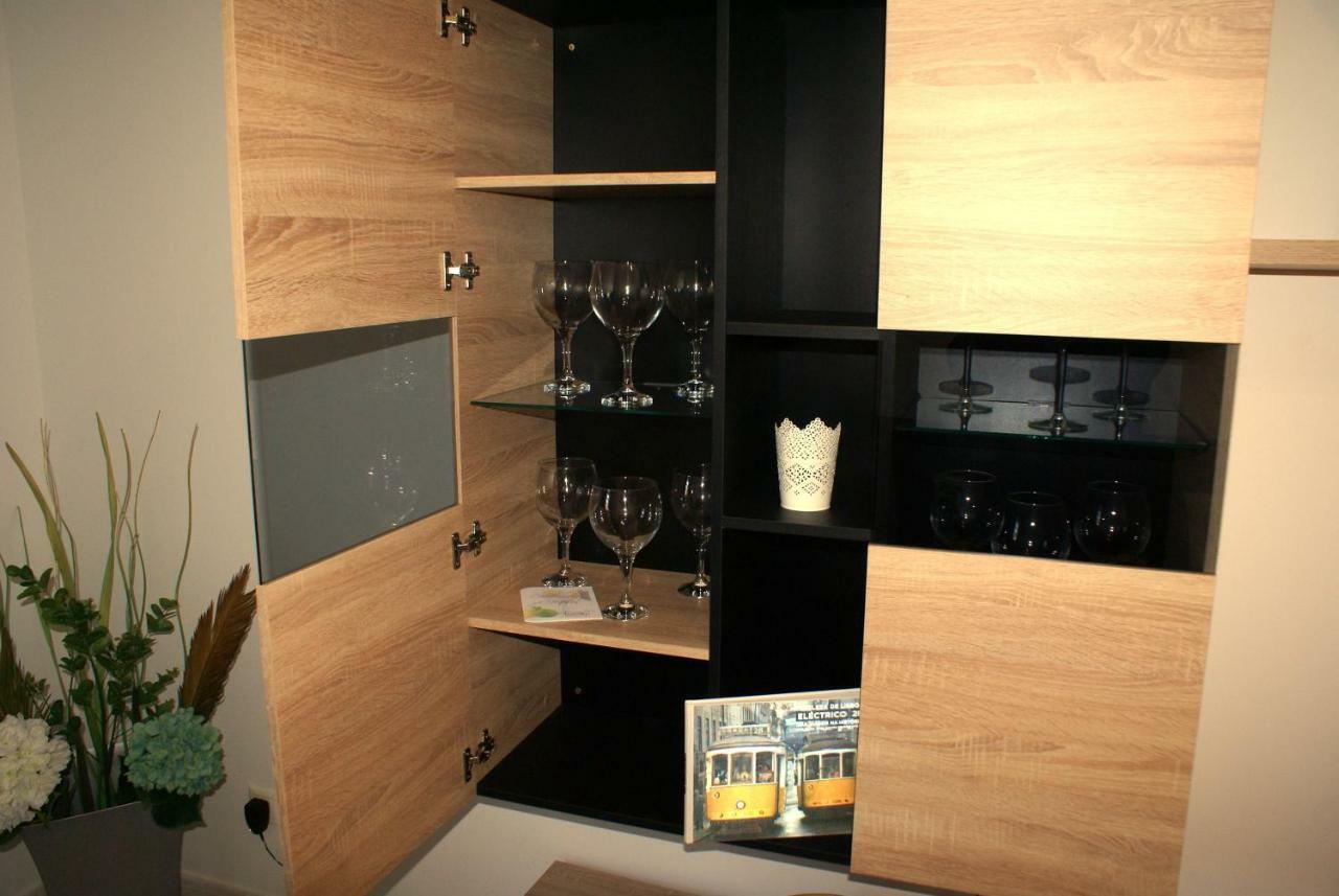 Apartamento Tejo Cacilhas Luaran gambar